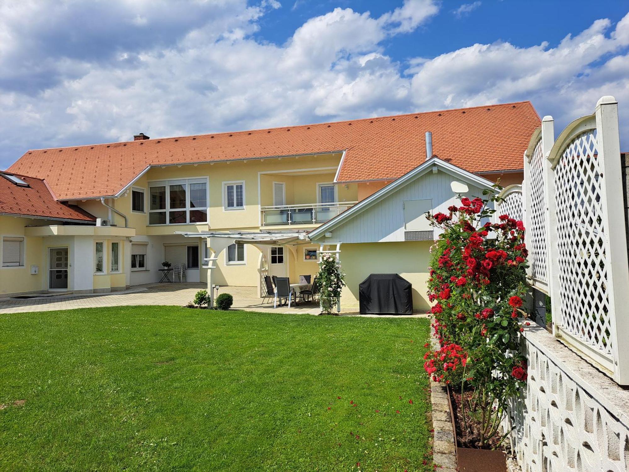 Appartement Schober Kukmirn Exterior photo
